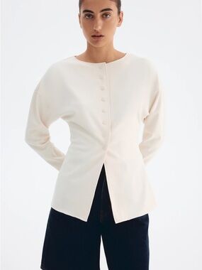 NWT Women's Cream Button-Front Long Sleeve Cardigan Top